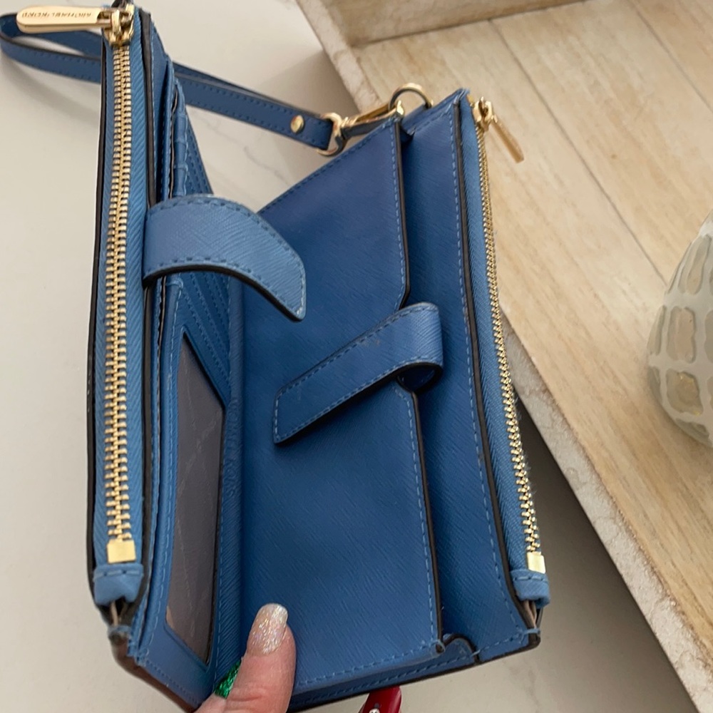 Michael Kors wristlet